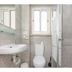 Appartement HOUZE Large 4 bedroom apartment near Lisbon Zoo